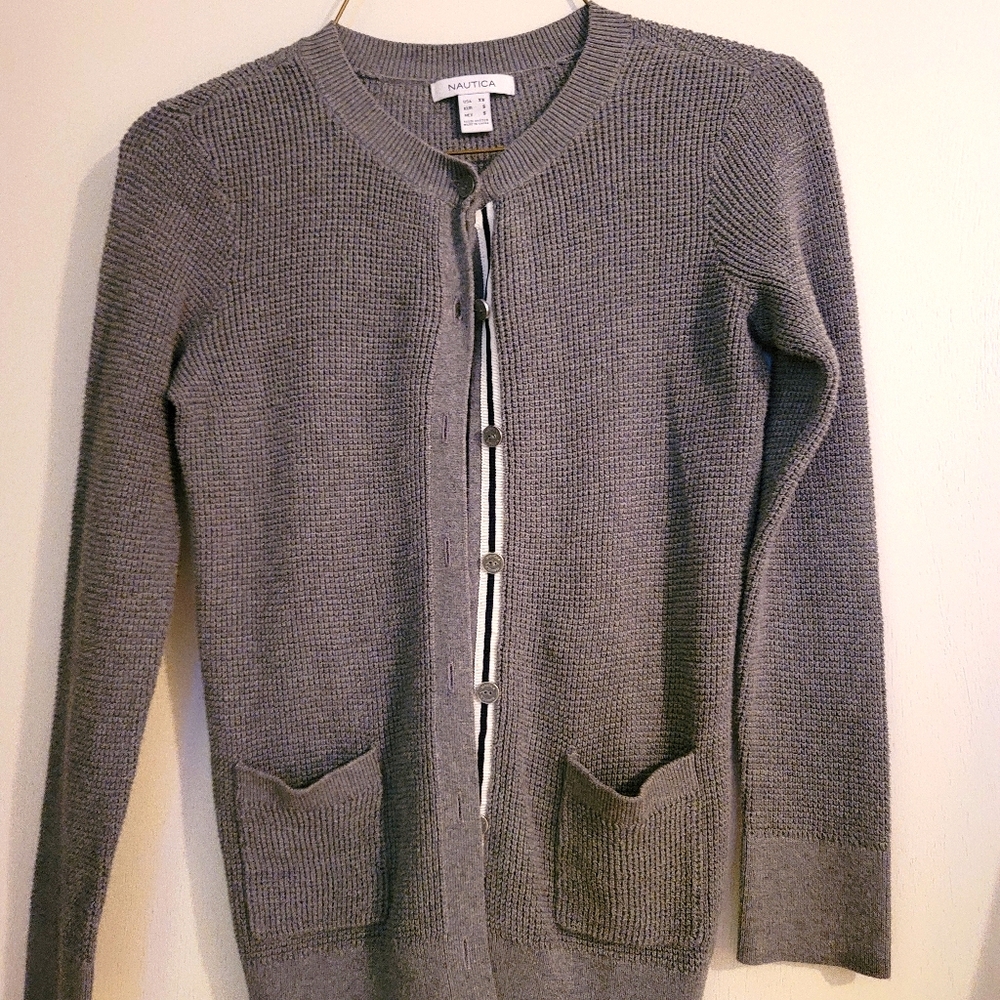 Nautica gray sweater